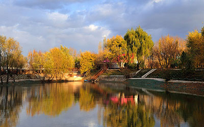 学院秋季风景